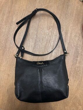 Vintage Coach Black Pebbled Leather Crossbody with Gold Hardware
